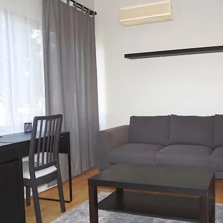 Διαμέρισμα Close To Airport *